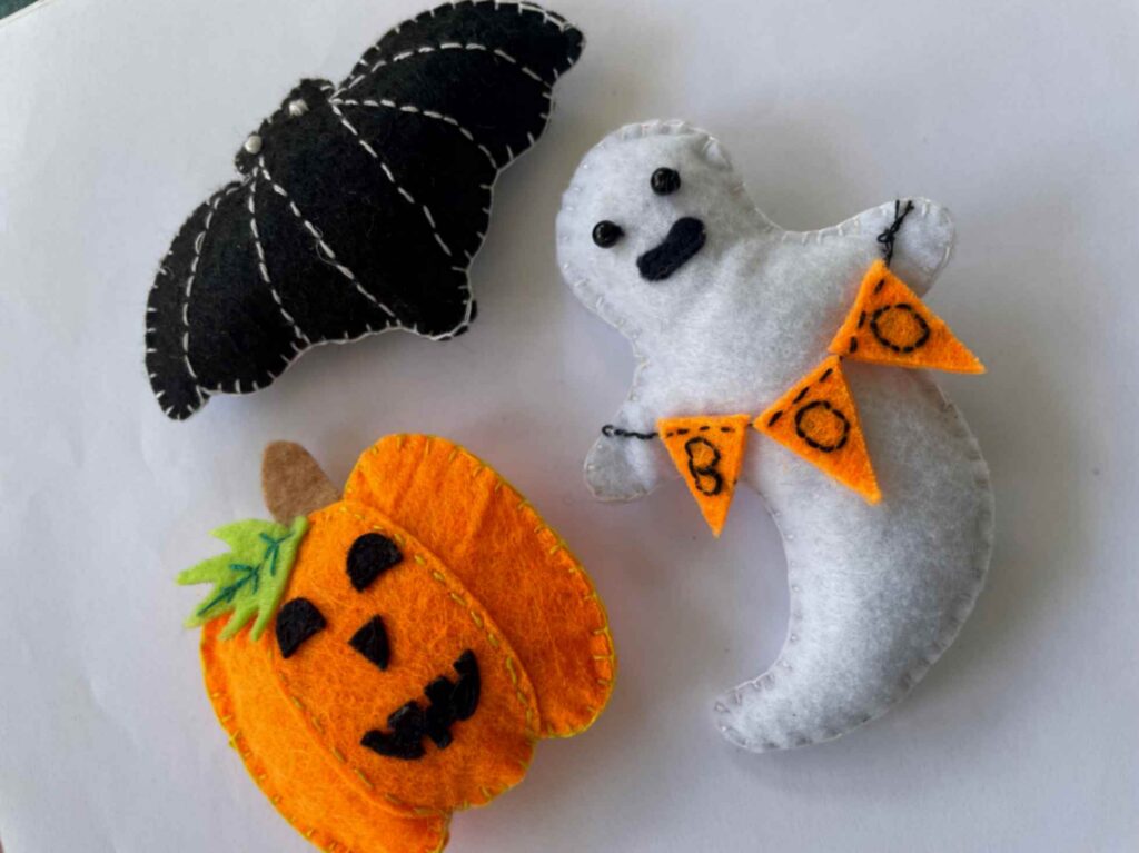 halloween felt crafts