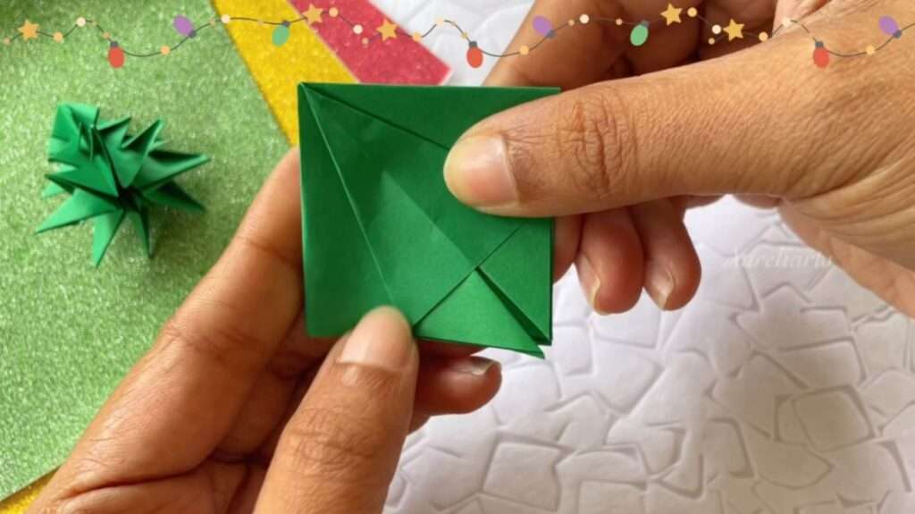 fold like a triangle shape