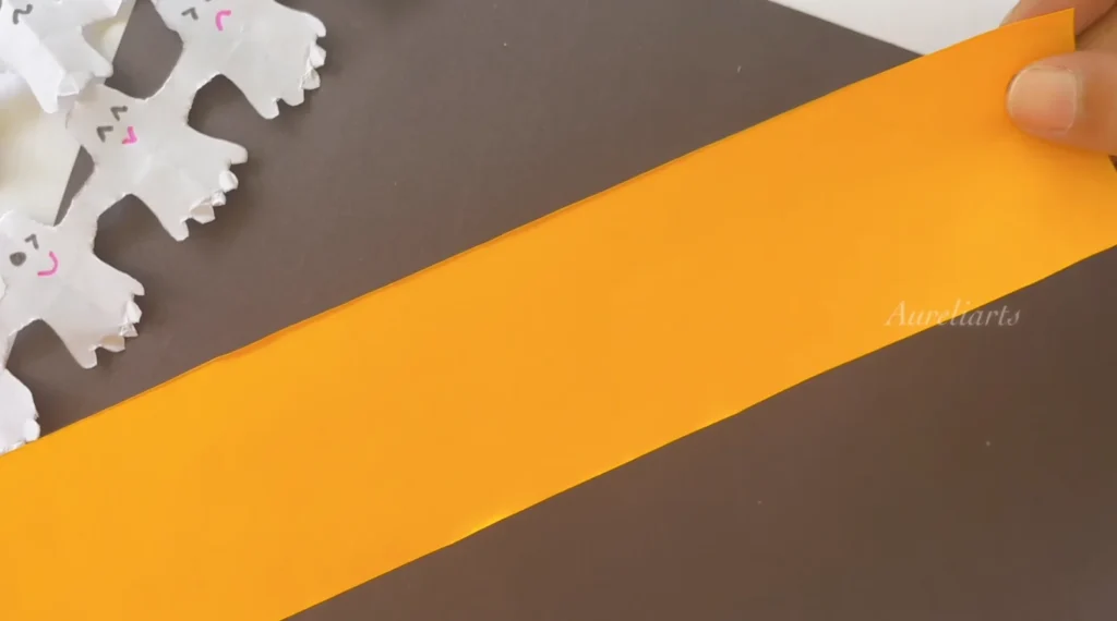 paper strip for pumpkin garland